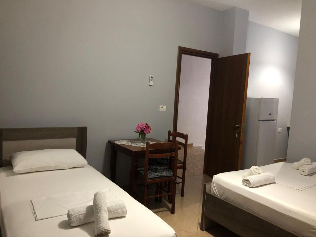 Vila Jeti Ksamil Luaran gambar