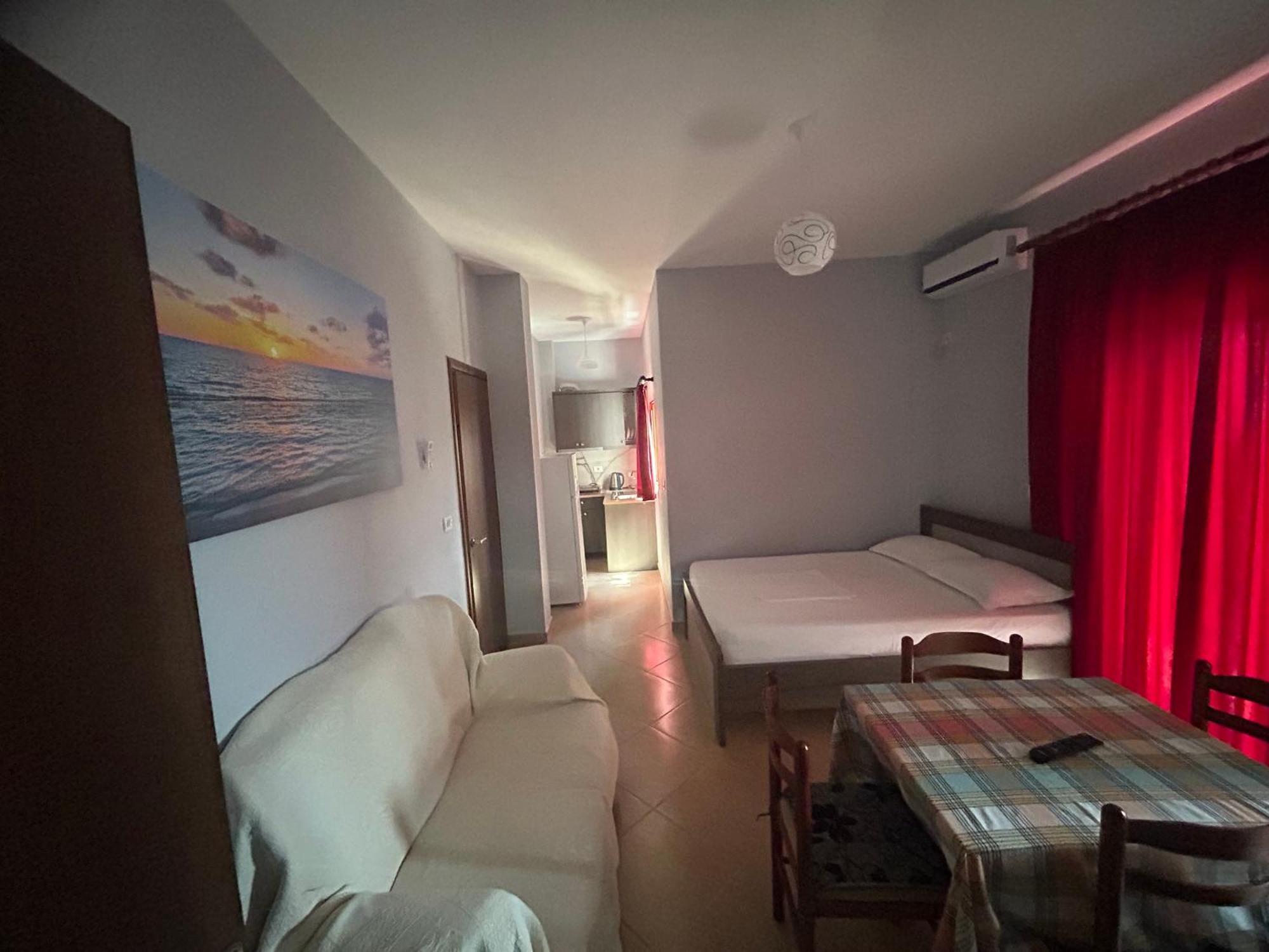 Vila Jeti Ksamil Luaran gambar