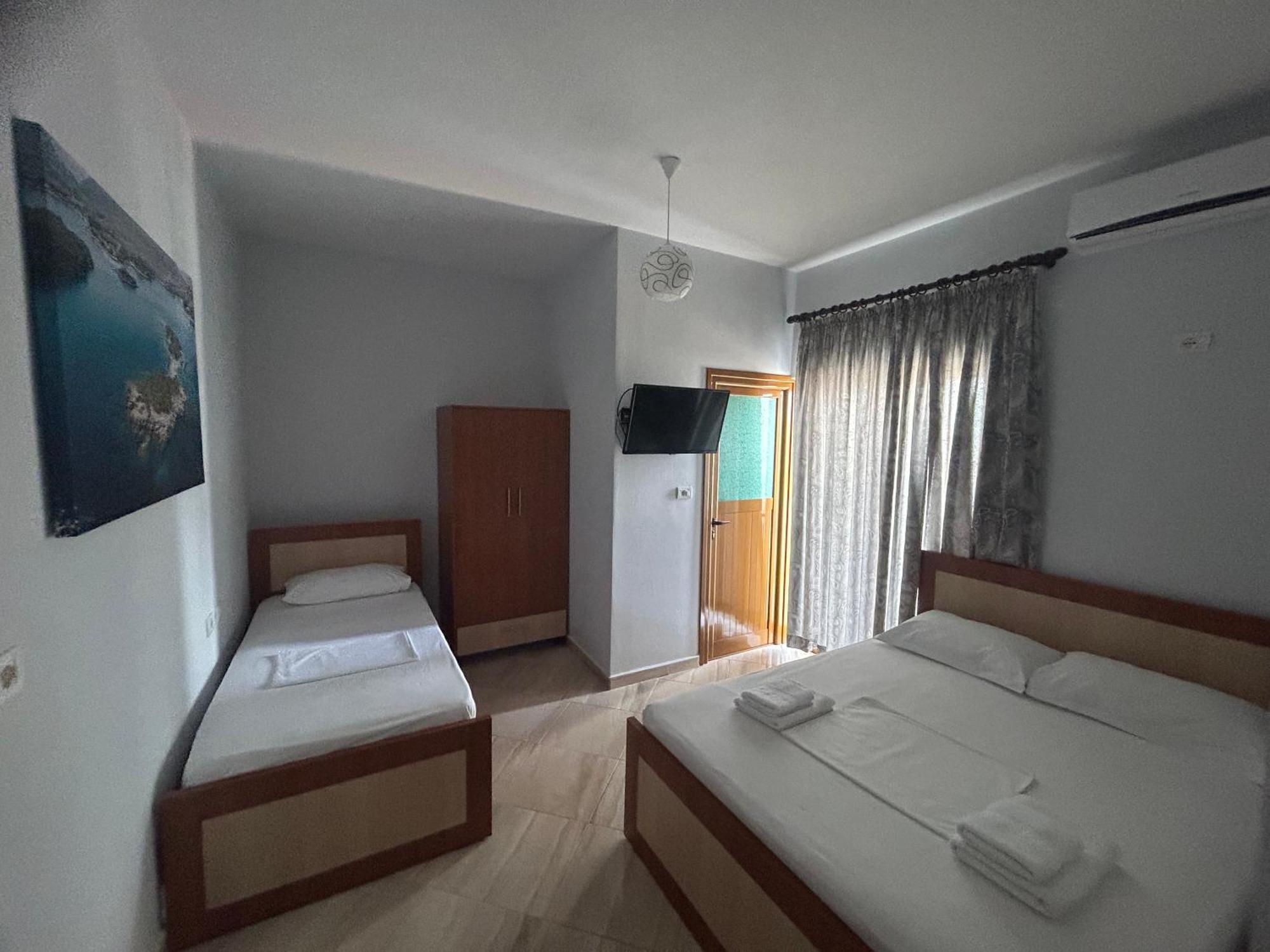 Vila Jeti Ksamil Luaran gambar