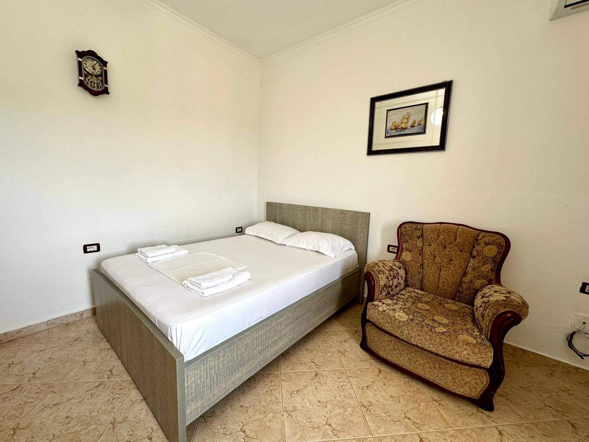 Vila Jeti Ksamil Luaran gambar