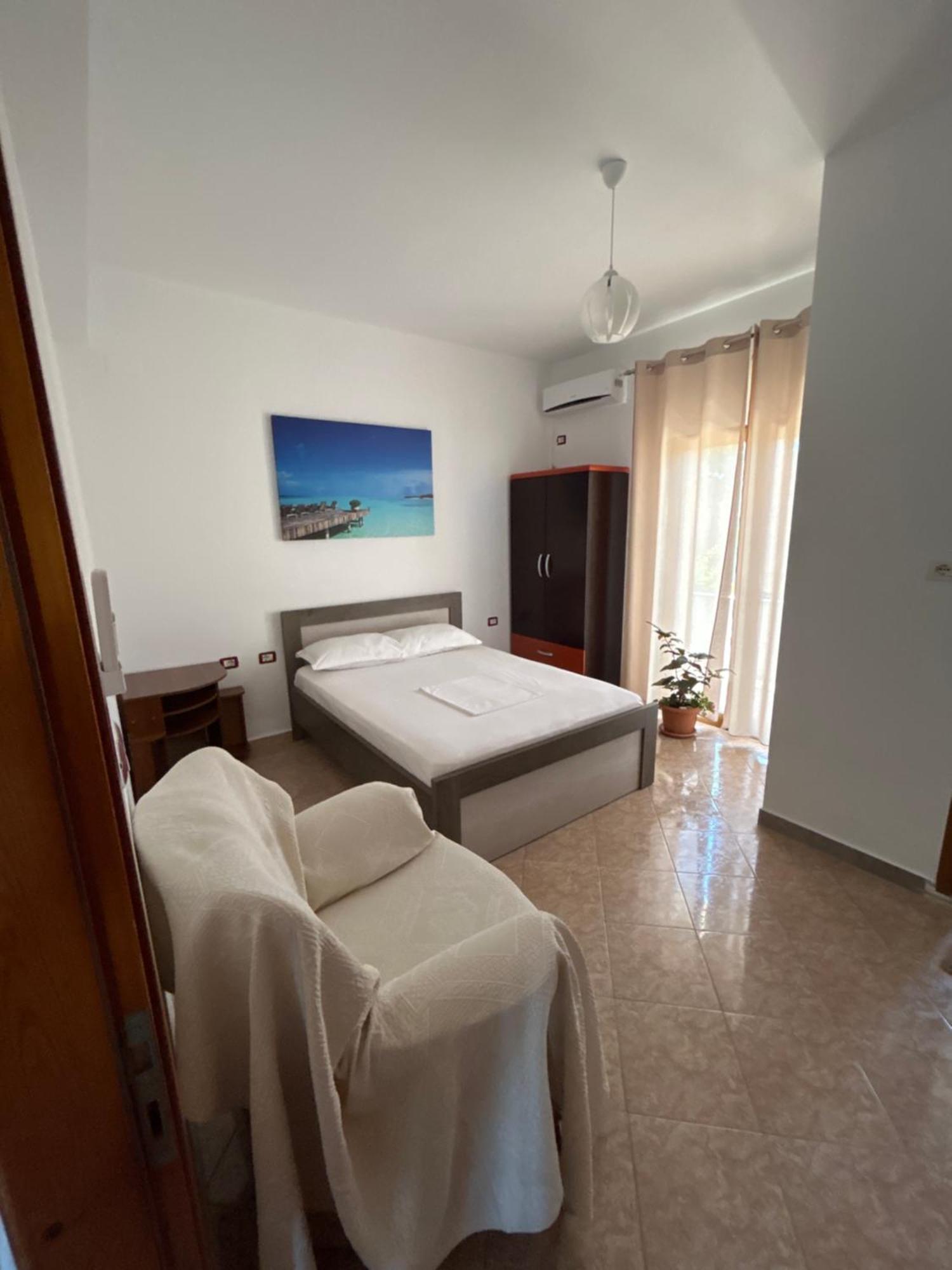 Vila Jeti Ksamil Luaran gambar