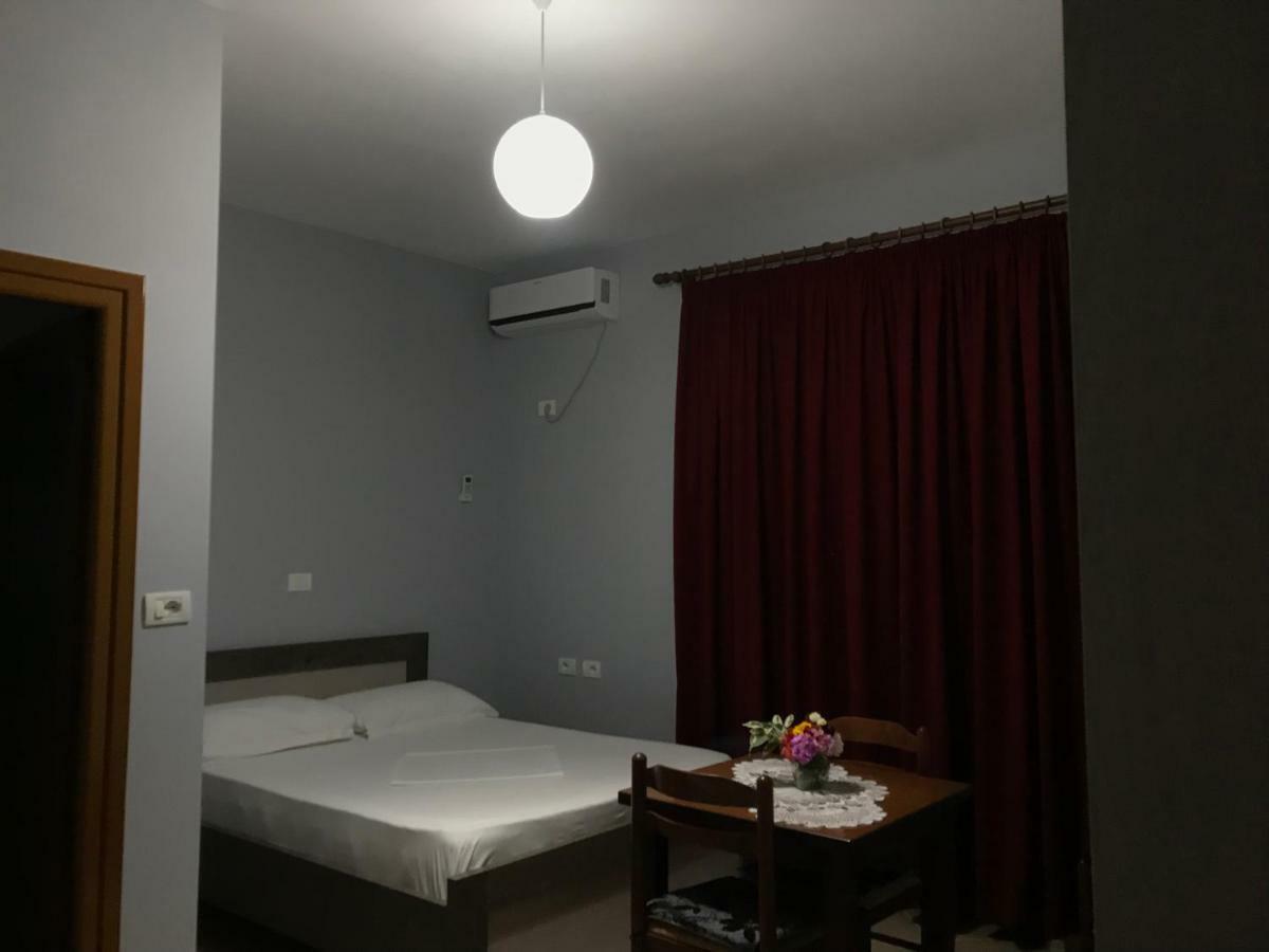Vila Jeti Ksamil Luaran gambar
