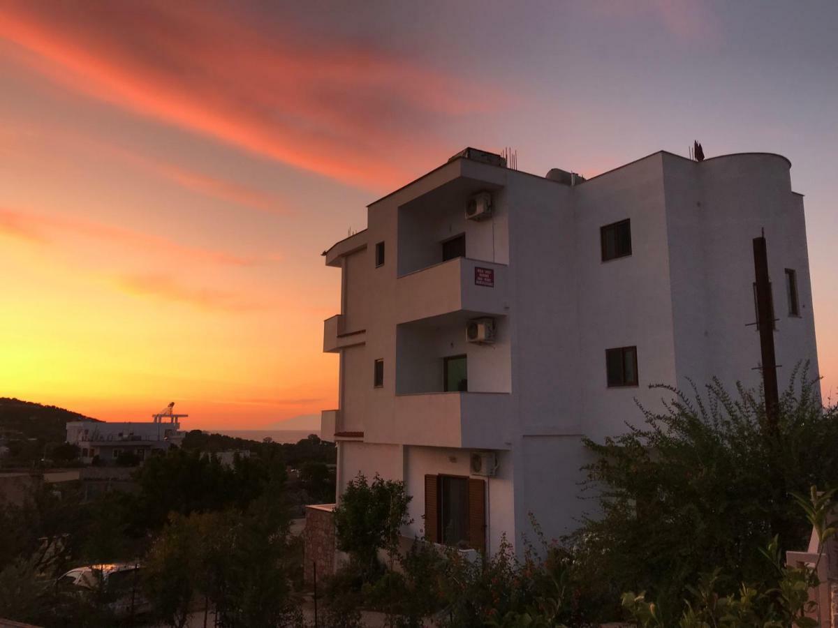 Vila Jeti Ksamil Luaran gambar