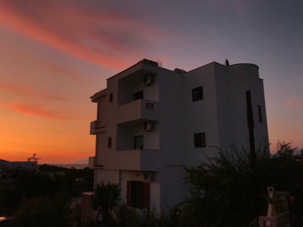Vila Jeti Ksamil Luaran gambar